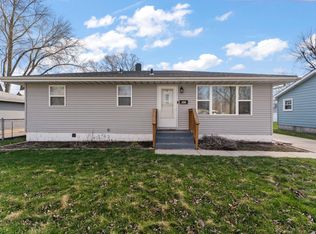 947 N Wood St, Griffith, IN 46319