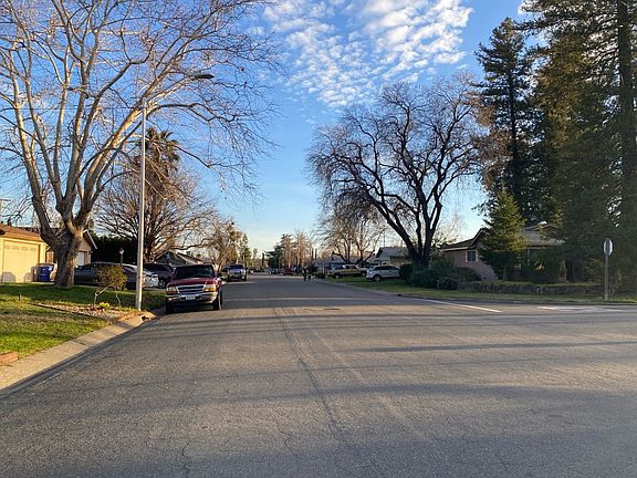 5th image of 6499 El Camino Dr