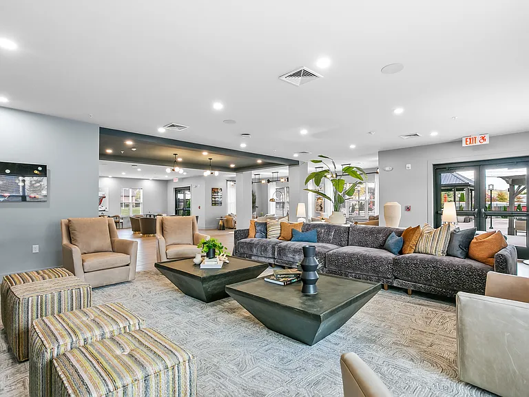 The Pike Apartments — Photo 14
