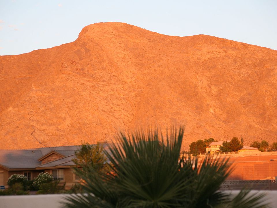 Lone Mountain View