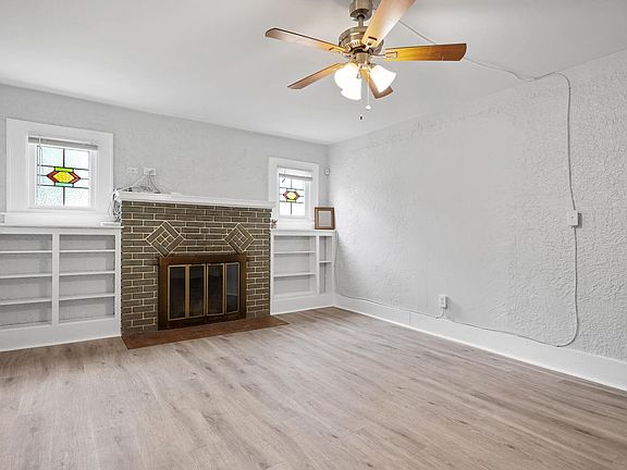 4th image of 1225 46th St
