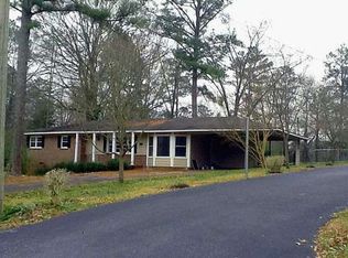 106 Jones Ave, Calhoun, GA 30701