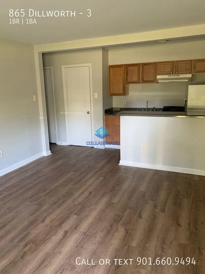Grahamwood Flats — Photo 4