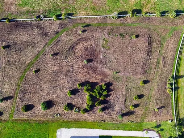 301 Cassata Rd #4, Sarasota, FL 34240