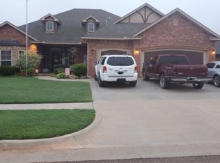 2520 SE 13th St, Moore, OK 73160