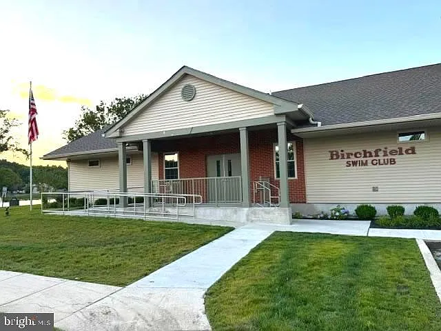 30 E Bluebell Ln — Photo 31