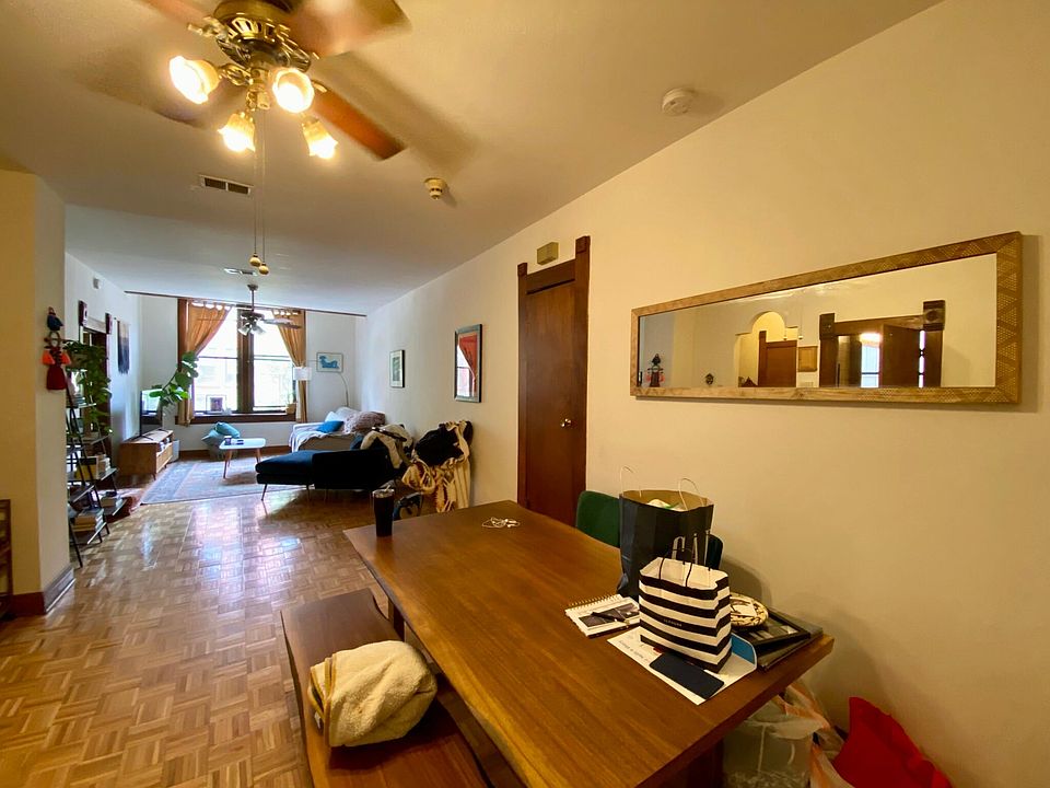 1st image of 415 W Belden Ave #1
