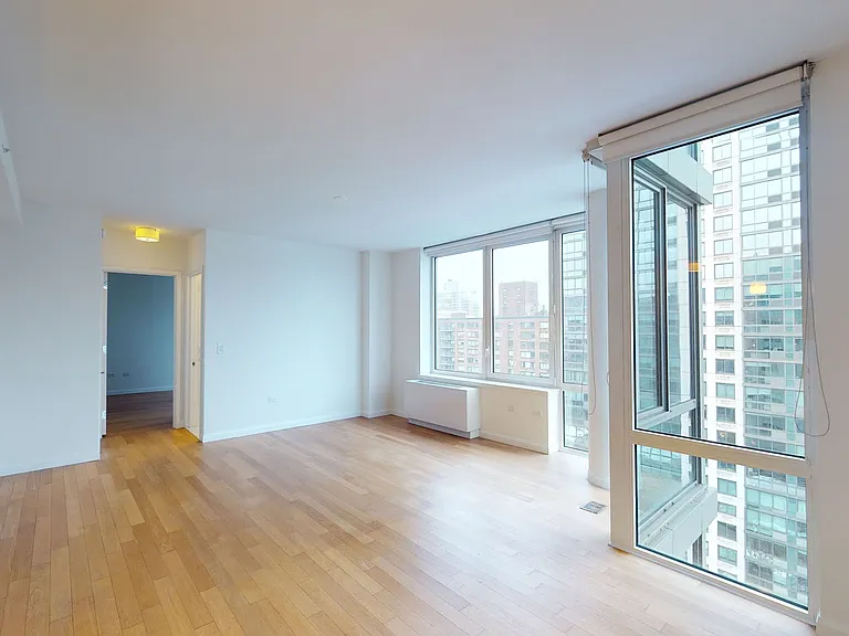 795 Columbus Ave #15D — Photo 1