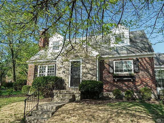 4th image of 1321 Delaine Ave