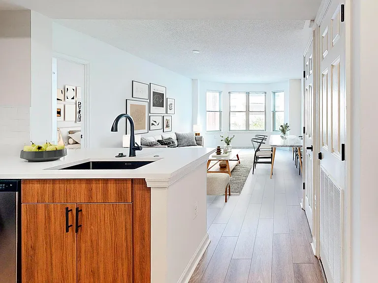 Andover House — Photo 14