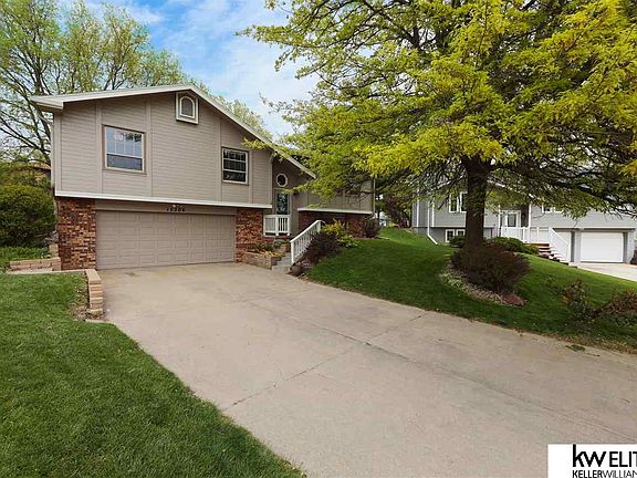 3rd image of 15306 Douglas Cir