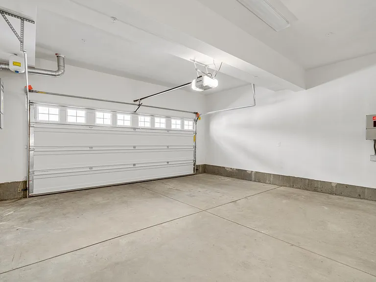 417 Castiano St — Photo 19