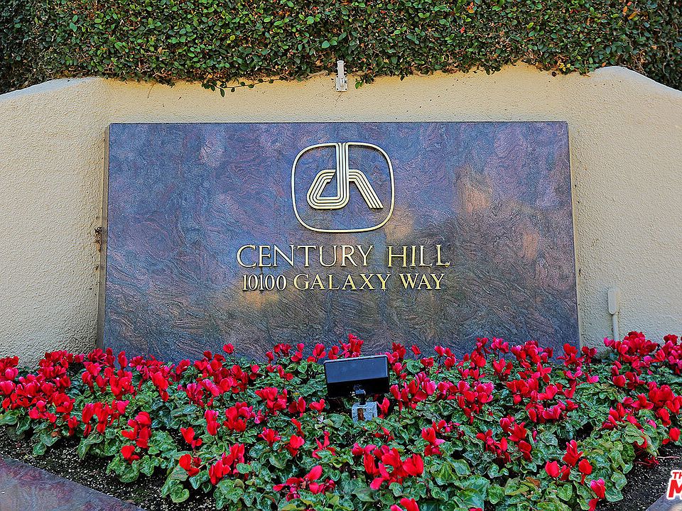 1st image of 2392 Century Hl #107