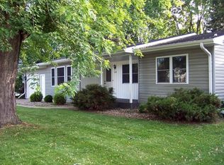 1604 S Erickson Ave, Marshfield, WI 54449