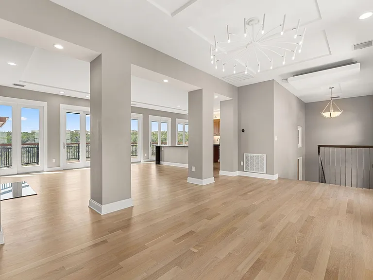 10204 Echoridge Dr — Photo 7