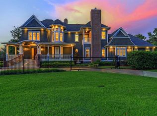 7818 Bellewood Dr, Houston, TX 77055