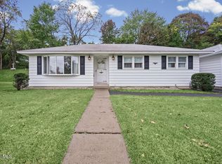 15 Louis St, Cohoes, NY 12047
