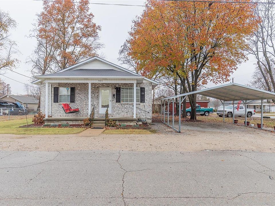 1st image of 905 Ash St