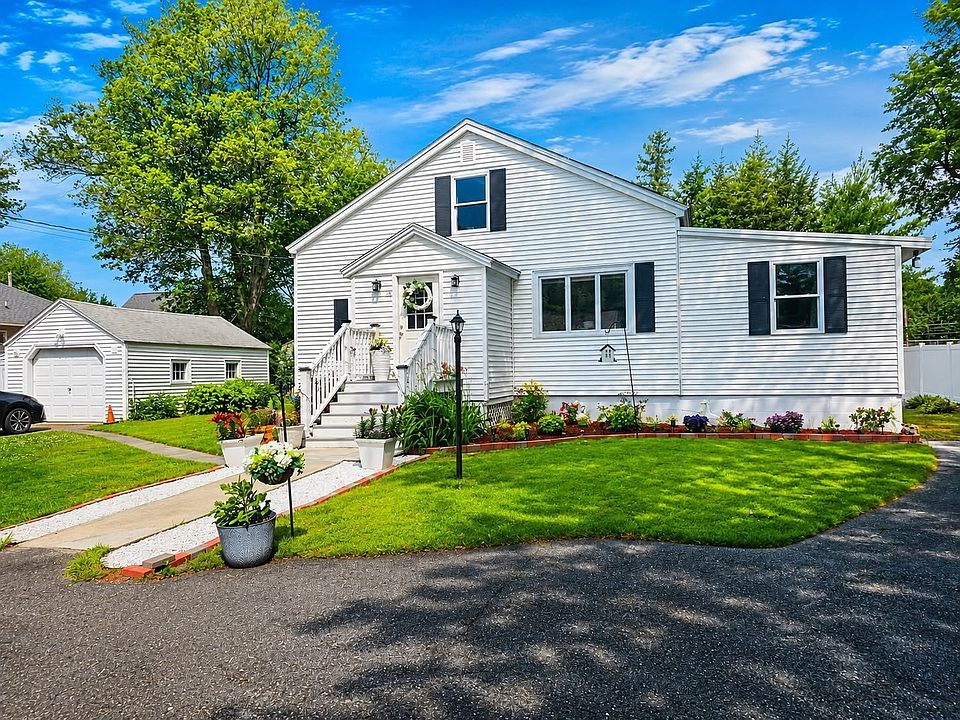 1st image of 56 Kirby Ave