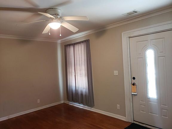 5th image of 1309 Iola Dr