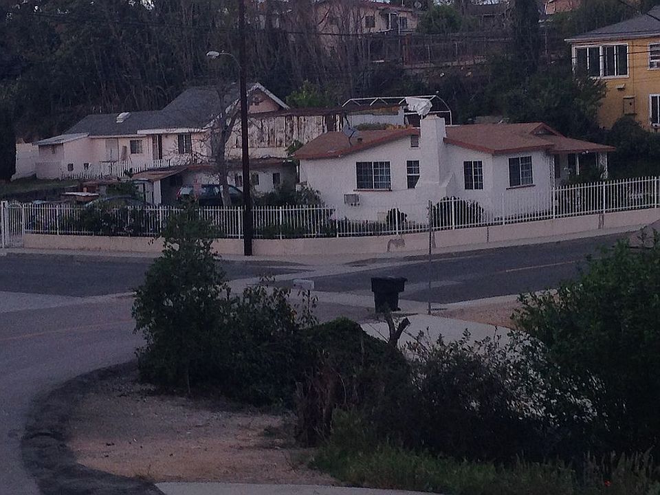 1st image of 2103 Redding Ave