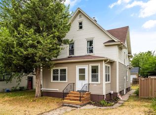 1557 Lafond Ave, Saint Paul, MN 55104