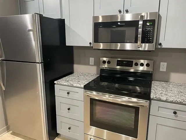 5213 S 30th St #5213A — Photo 3