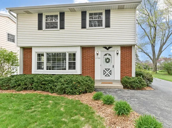 1720 N 117th STREET, Wauwatosa, WI 53226