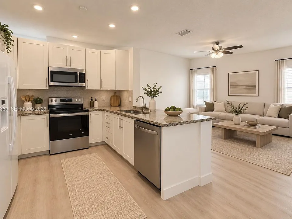 837 Tanglewood Cir