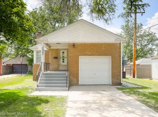 18352 Cowing Ct, Homewood, IL 60430