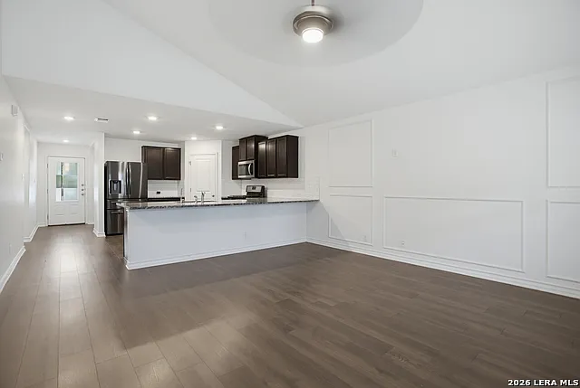 14251 Geyserite Ave — Photo 10