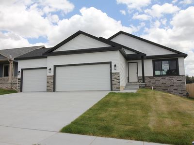 614 Woodsage Rd, Seward, NE, 68434