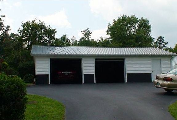 2 Car Garage/workshop