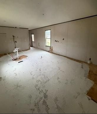 5th image of 8356 Bennett Rd W