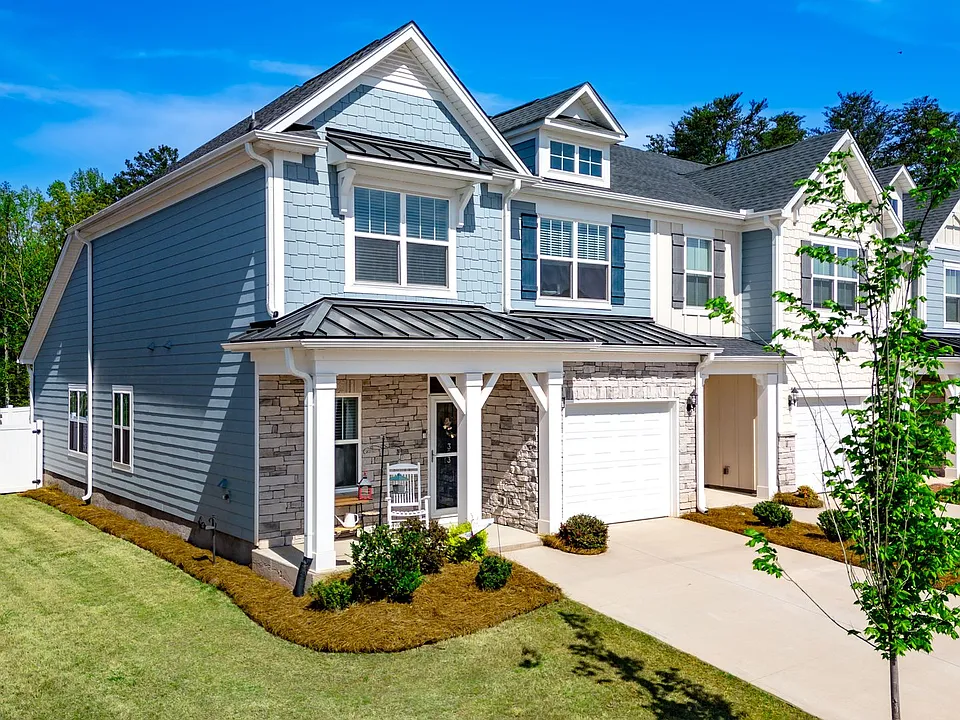 323 Nettle Ln