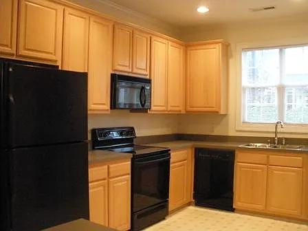 Building Photo - 6909 Lynn Townes Ct