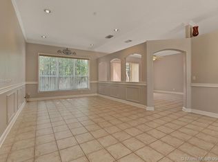 3423 SW 53rd Ct, Fort Lauderdale, FL 33312