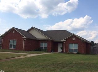 129 Silverleaf St, Hot Springs, AR 71901