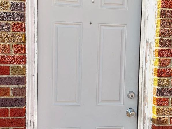 107 Elyria St #4
