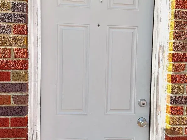 107 Elyria St #4, Lodi, OH 44254