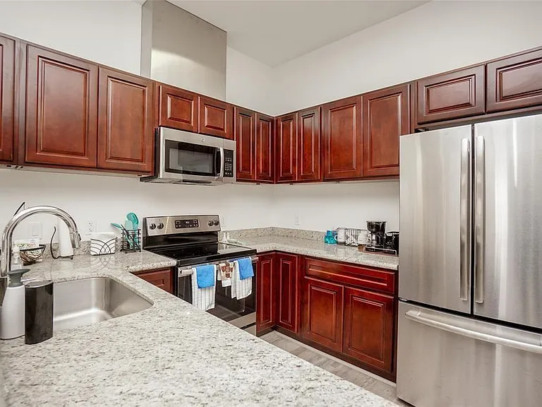 1207 Grand West Blvd #1H — Photo 12