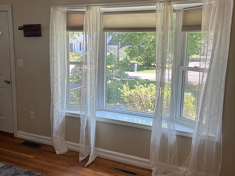 320 Strathmore Ave — Photo 23