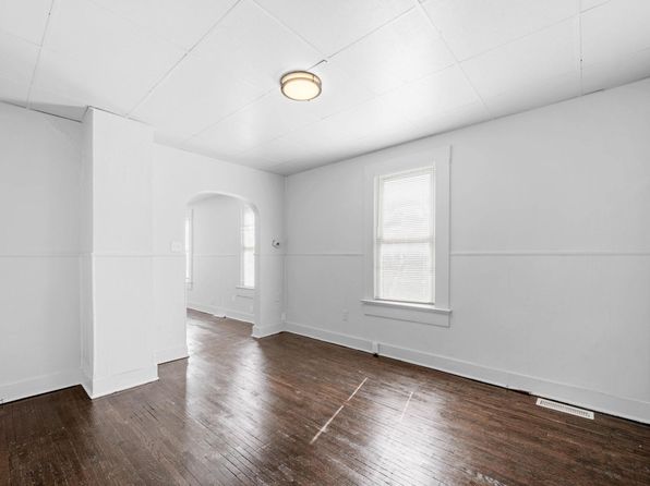 wichita-kansas-2067468872 picture