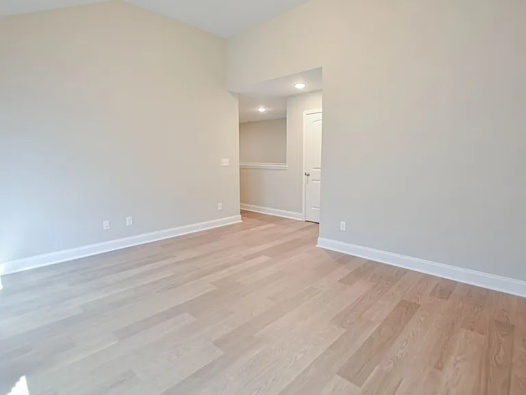 1113 Henry Place Blvd — Photo 20