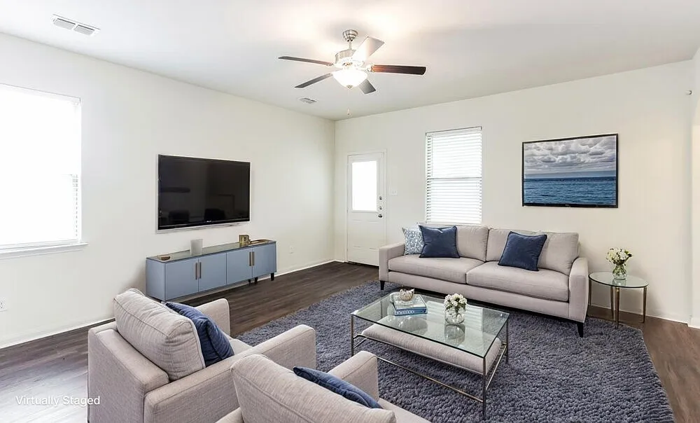 3 bed, 2.0 bath, 1552 sqft, $2,035 — Photo 3