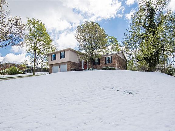 2nd image of 3037 Poinsettia Ct