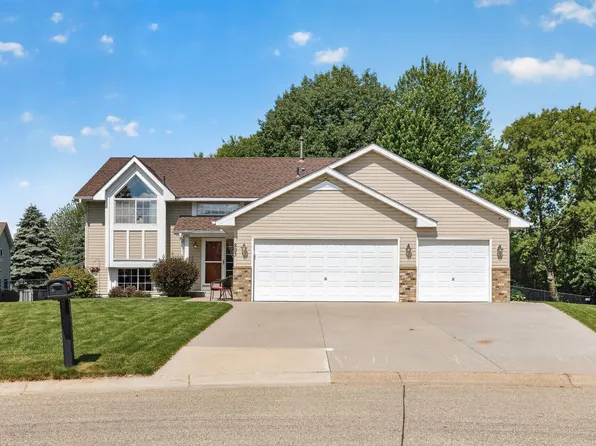 893 Marnie Cir S, Maplewood, MN 55119