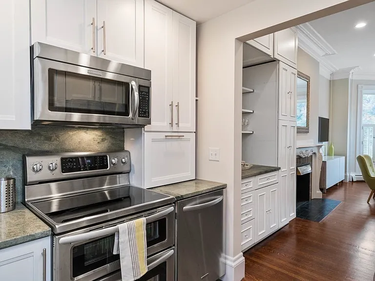 320 Commonwealth Ave #21 — Photo 8