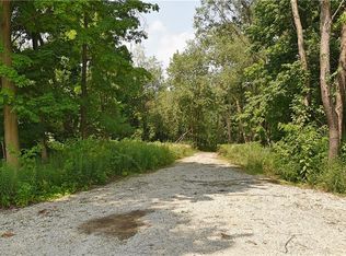 17990 Claridon Troy Rd, Burton, OH 44234