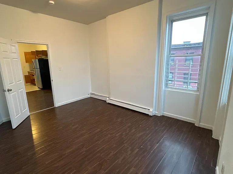 89 Belmont Ave #2L — Photo 11